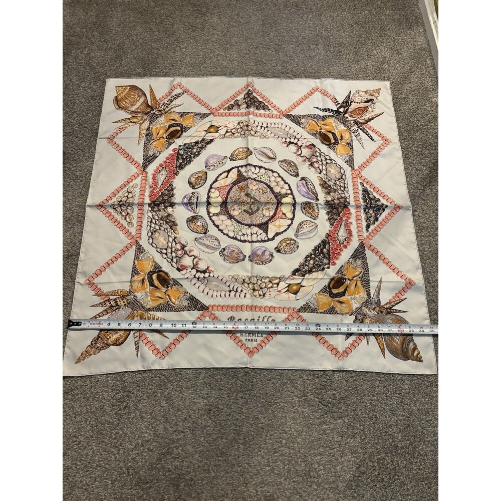 Hermes Silk Scarf 90 ROCAILLE Shell Vintage Design No Box - Picture 3 of 11
